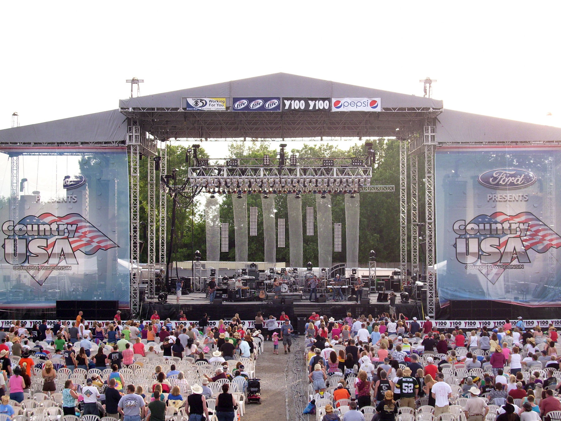 country
                usa concert